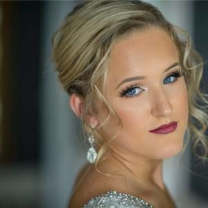 Meet your Posher, Kennedy grace